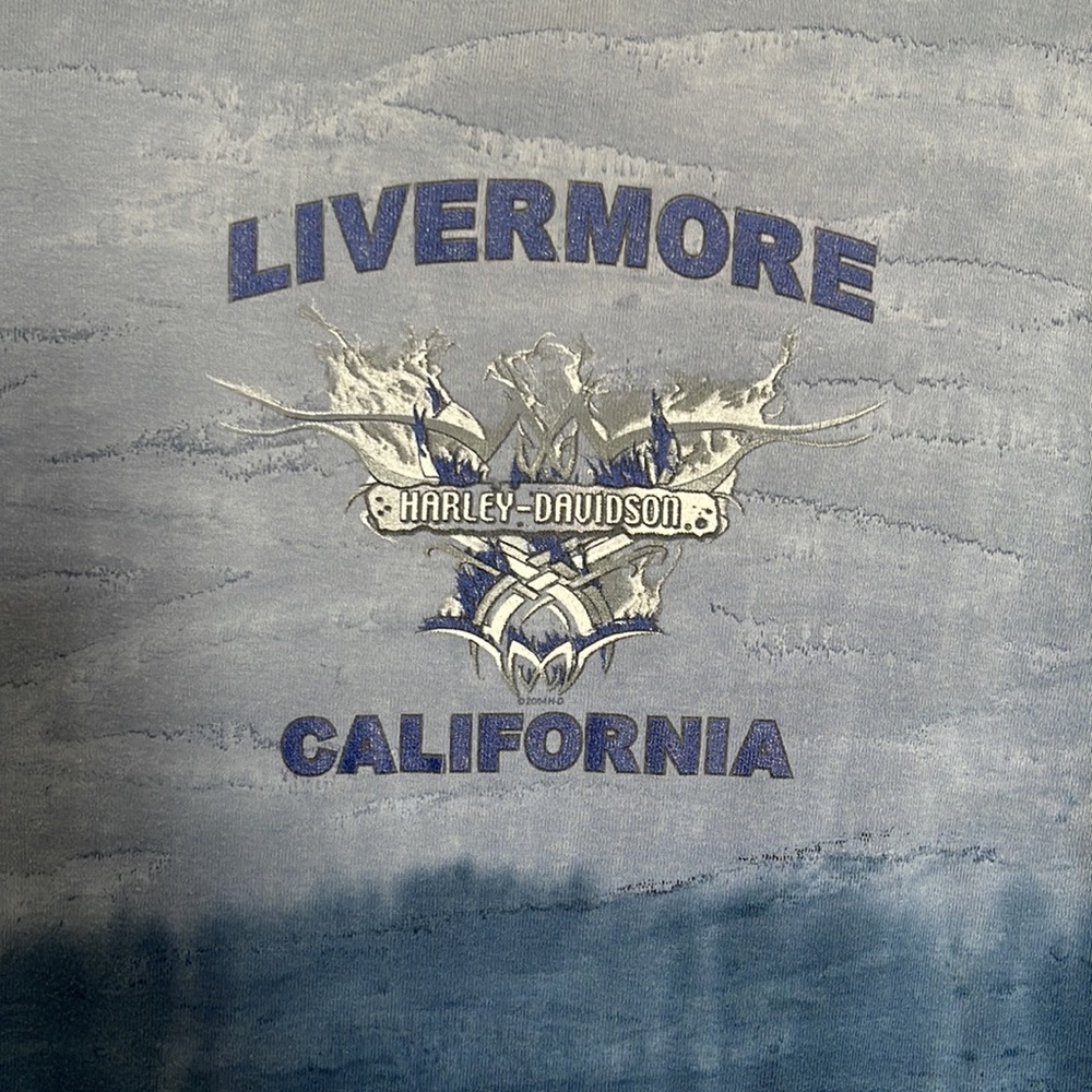 Harley Davidson Blue Ombré Top - Picture 6 of 8